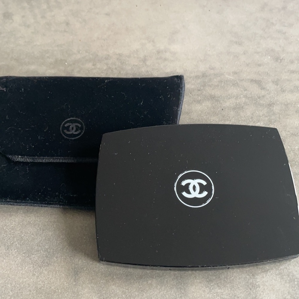 Brand New Chanel make up travel kit palette